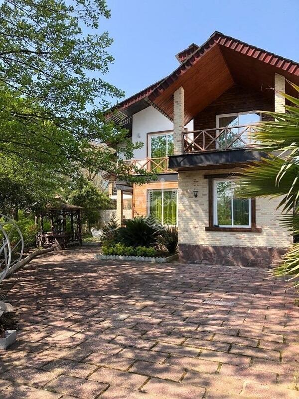 فروش ویلا کنار جاده